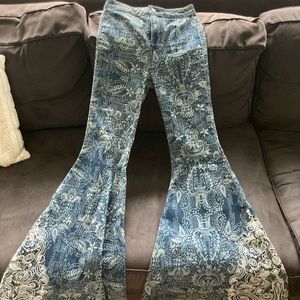 Freepeople bellbottom print jeans